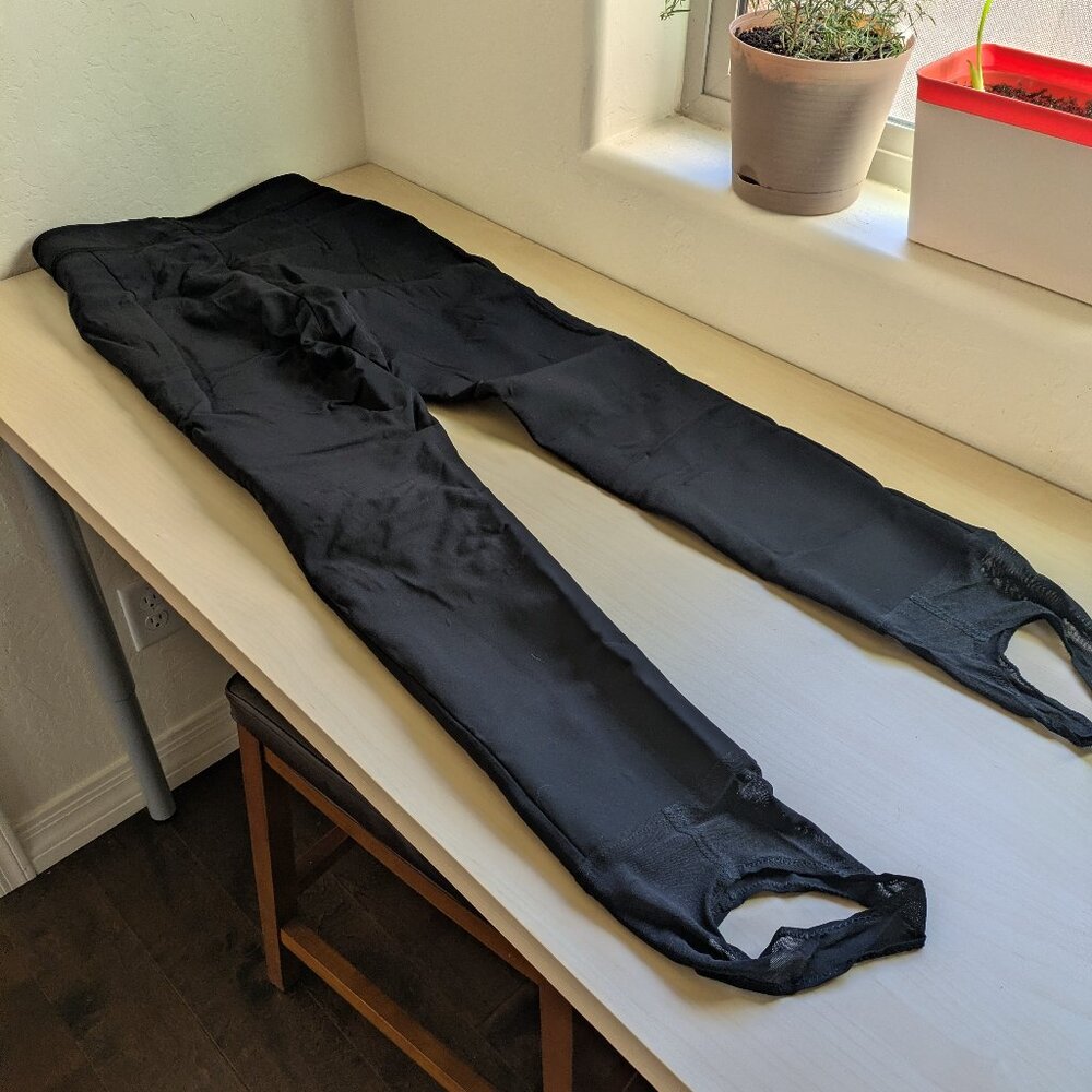 NILS Black Snow Ski Pants — WB 400 Schoeller Fabric — Women’s 8R Made in USA